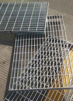 鋼格板廠家生產(chǎn)的鋼格柵板都有哪幾類(lèi) 鋼格板廠家生產(chǎn)的鋼格柵板都有哪幾類(lèi)