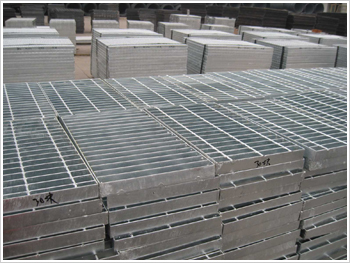 熱鍍鋅格柵板型號(hào)、泰江格柵板生產(chǎn)廠家、河北熱鍍鋅格柵板廠
