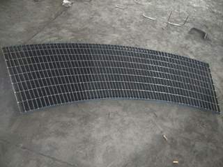 您知道發(fā)電廠冷卻塔煙囪格柵板鋼結(jié)構(gòu)平臺鋼格板的規(guī)格嗎？