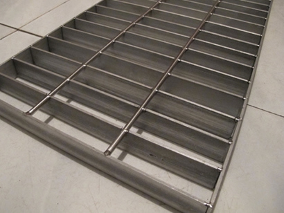 不銹鋼鋼格板簡單描述，不銹鋼鋼格板制作方式