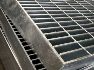 熱鍍鋅鋼格板平臺型號655/40/100鋼格板荷載標準 熱鍍鋅鋼格板平臺型號655/40/100鋼格板荷載標準