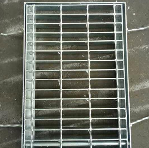  格柵板廠家推薦排水溝格柵板常用規(guī)格有405/30/100、505/30/100